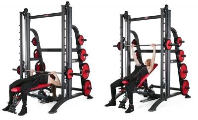 Машина Смита с противовесом и фиксируемой регулируемой скамьей Panatta 1HP120F | sportres.ru