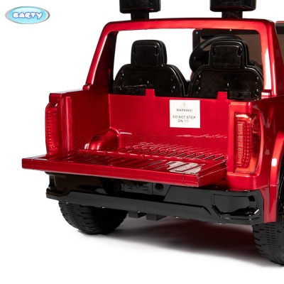 Детский двухместный электромобиль Barty GMC HL 368