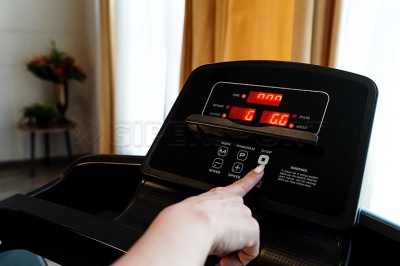 Беговая дорожка CardioPower TT Plus