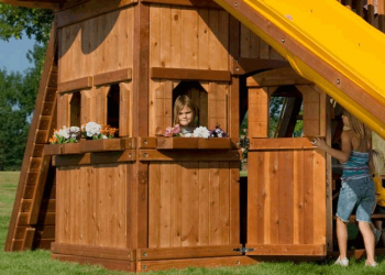 Закрытый нижний домик Rainbow Play Sistems Clubhouse Lower-Level Playhouse