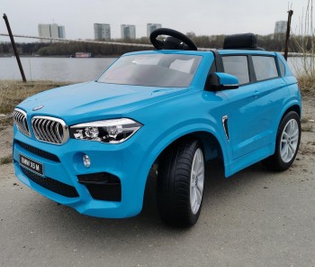 Электромобиль BMW X5M синий