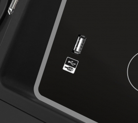 USB-разъем для воспроизведения аудио и зарядки мобильных устройств USB-разъем для воспроизведения аудио и зарядки мобильных устройств