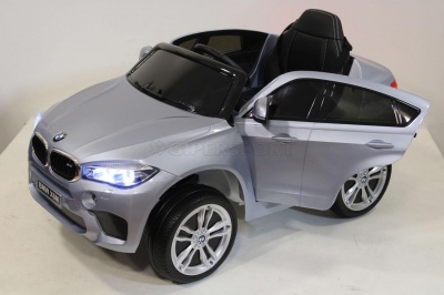Электромобиль RiverToys BMW X6M JJ2199