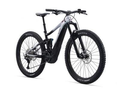Женский велосипед Giant Intrigue X E+ 3