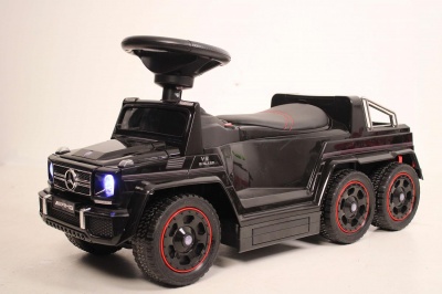 Электромобиль RiverToys Mercedes-Benz A010AA-D black