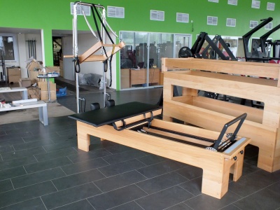 Комбинированный стол трапеция вертикальный Pilates Plus CТV | sportres.ru