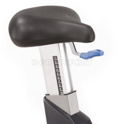 Вертикальный велотренажер Aerofit 9900B