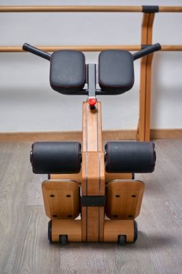 Гипперэкстензия UNO Iperestensione Pilates Plus UN-1302 | sportres.ru