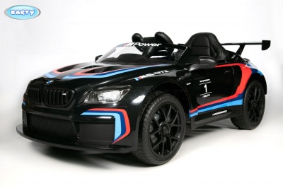 Электромобиль RiverToys Mercedes-Benz GLS63 4WD (белый)