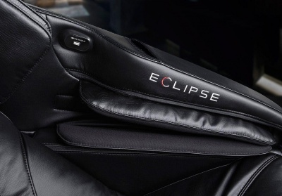 Массажное кресло Yamaguchi Eclipse (черное)