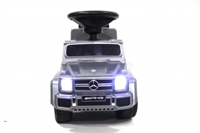 Электромобиль RiverToys Mercedes-Benz A010AA-D silver