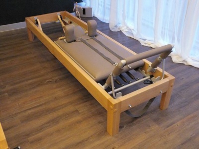 Классический реформер Pilates Plus GR-CR | sportres.ru