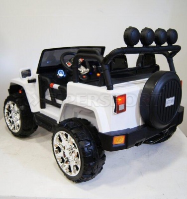 Электромобиль RiverToys JEEP M777MM 4*4 White