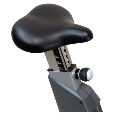 Вертикальный велотренажер Aerofit 9500B 7"LCD