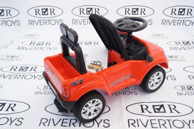 Толокар RiverToys FORD RANGER DK-P01 Red