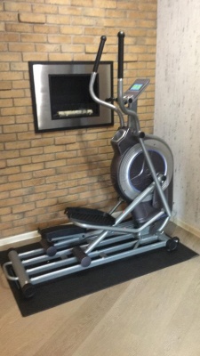 Эллиптический тренажер BH Fitness Khronos Generator G260