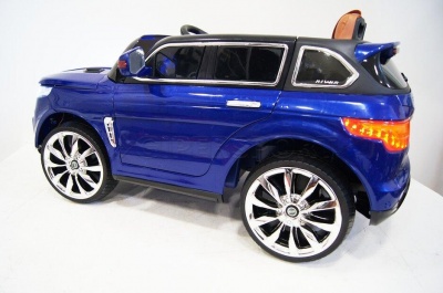 Электромобиль RiverToys Range Rover Sport E999KX