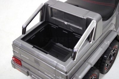 Электромобиль RiverToys Mercedes-Benz A010AA-D silver